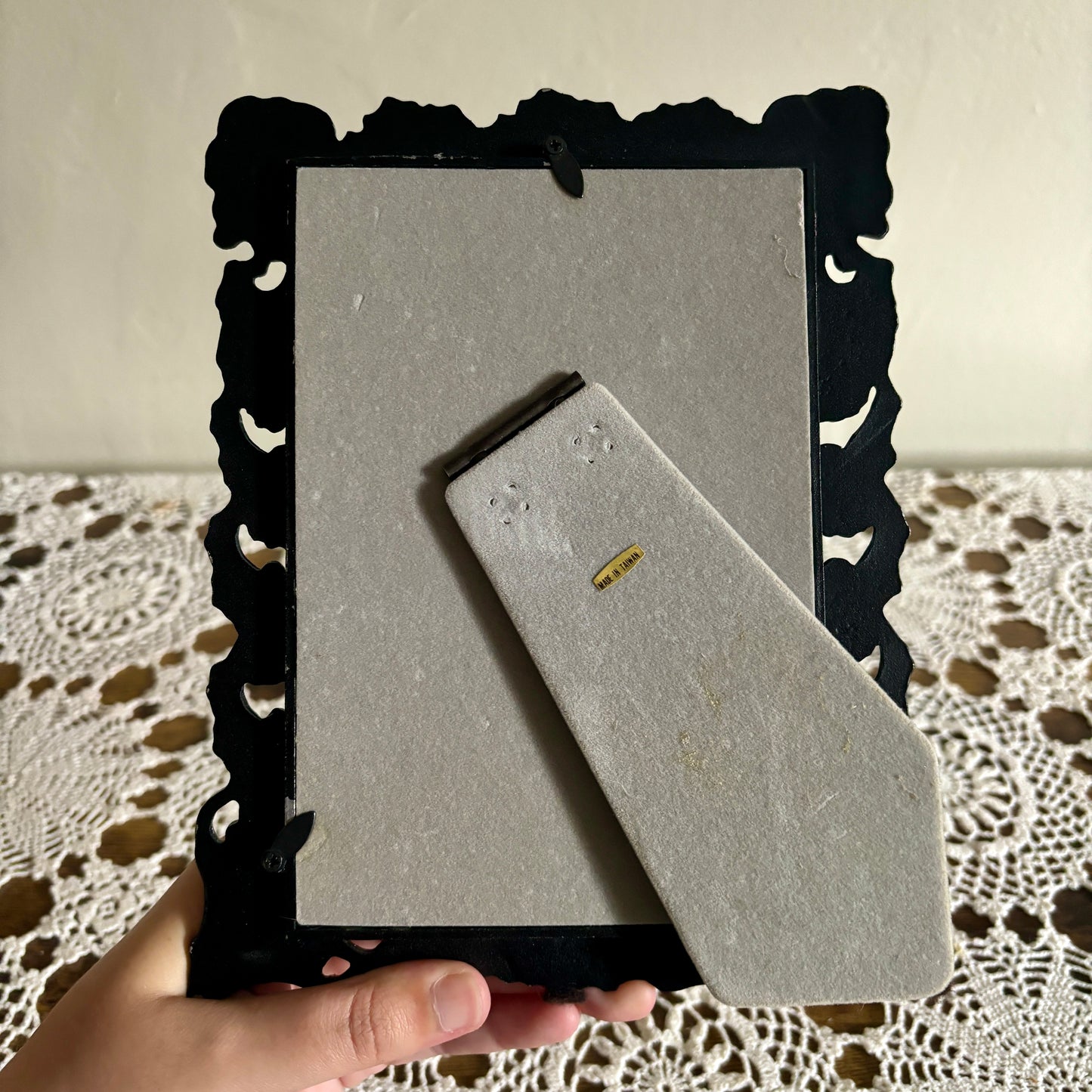 Vintage Metal Floral 5x7 Picture Frame