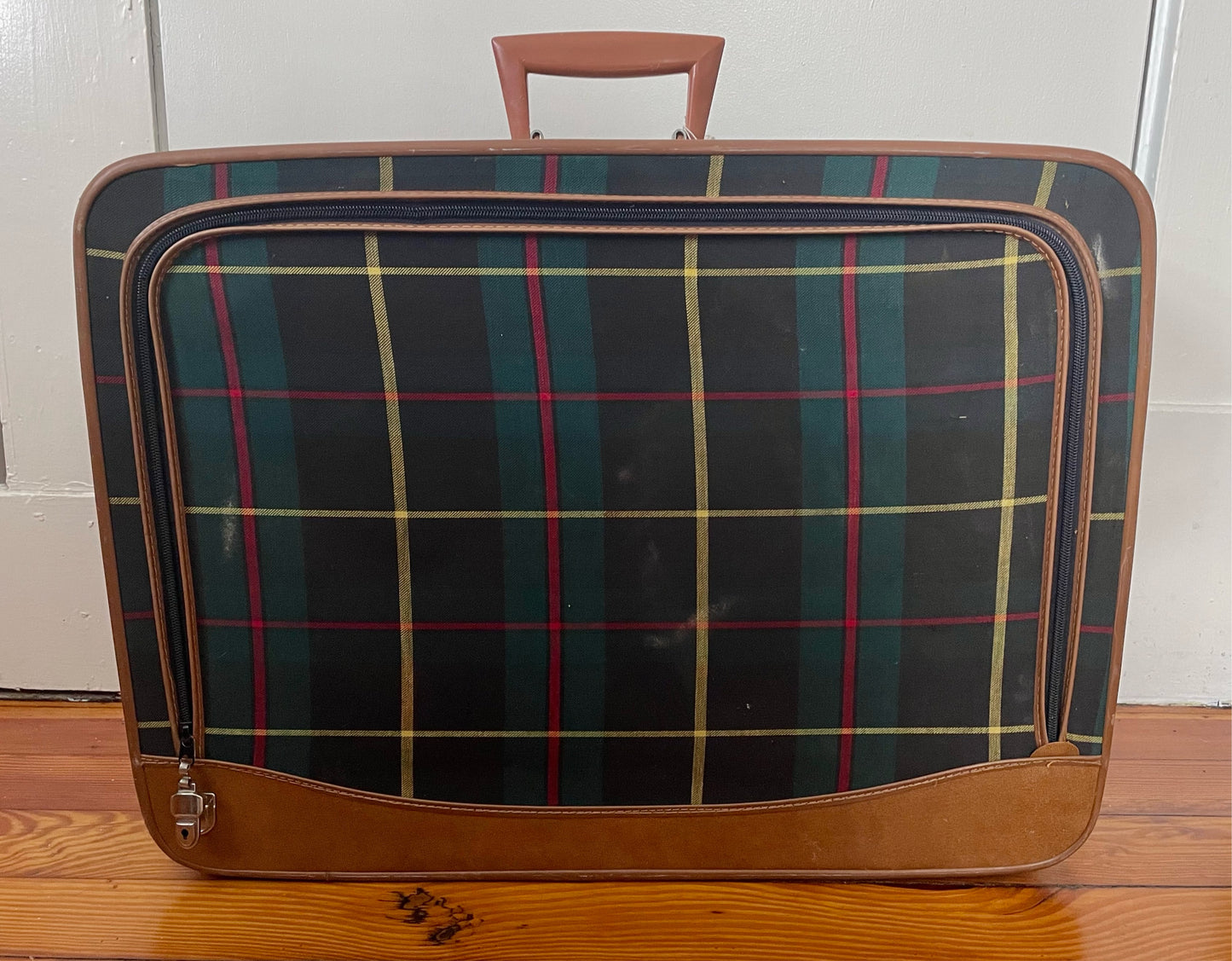 Vintage 1960s Plaid Suitcase Bag