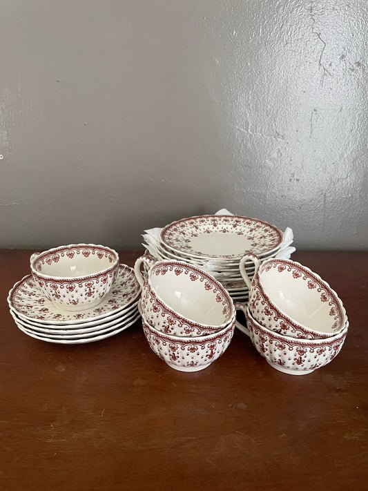 Vintage Spode Fleur de Lys Teacups & Plates Set