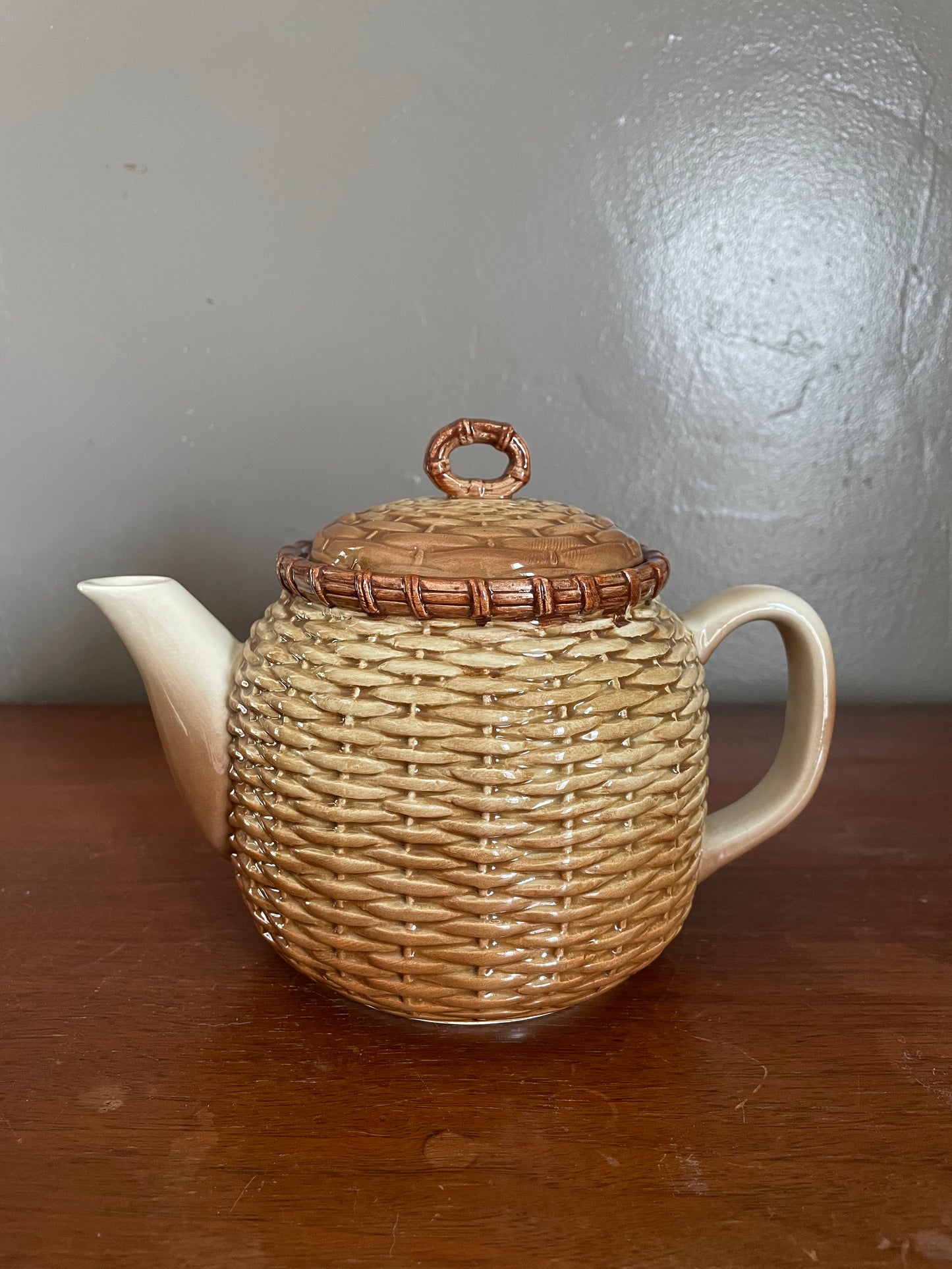 Made in Japan Basket Teapot